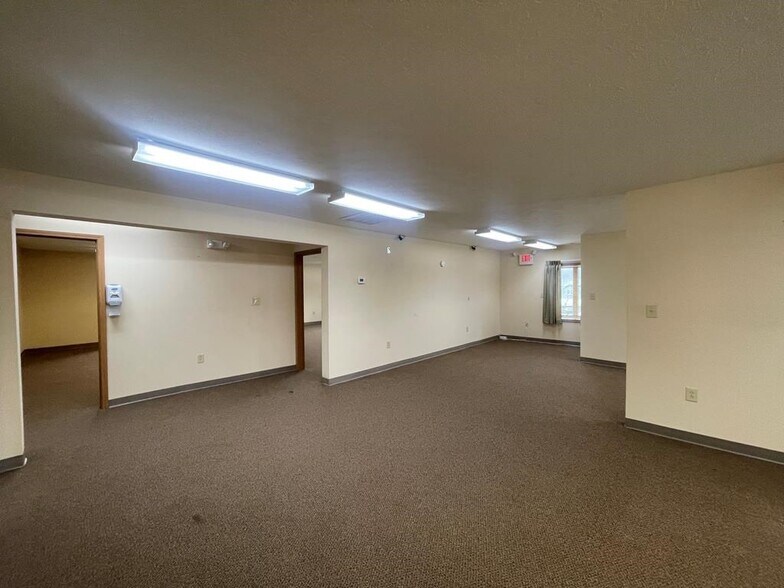 More Photos Of 725 Ritter Dr, Daniels Storefront Retail Office For Lease