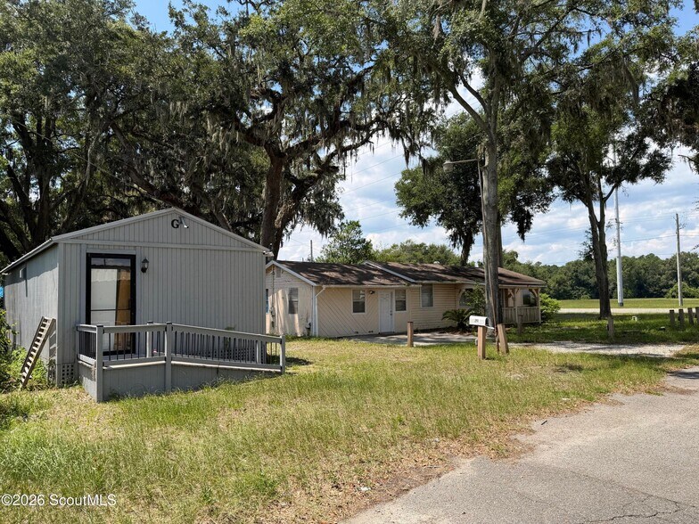More Photos Of 201 Crispen Blvd, Brunswick Office For Sale