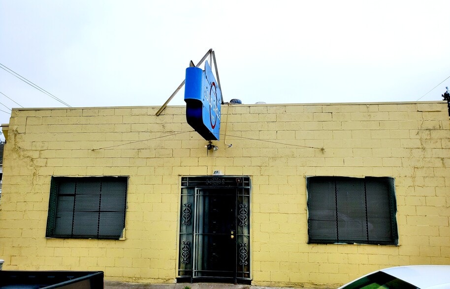 More Photos Of 128 E Sonora St, Stockton Freestanding For Sale