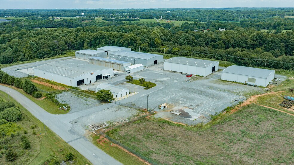 Primary Photo Of 3360 Cansler Cir, Newton Industrial For Sale