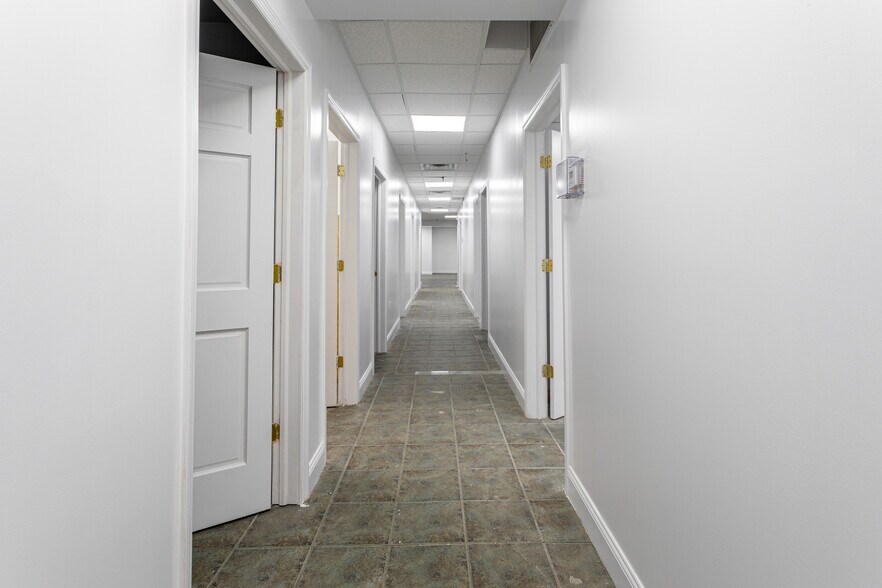 More Photos Of 312 Warren St, Brooklyn Medical For Lease