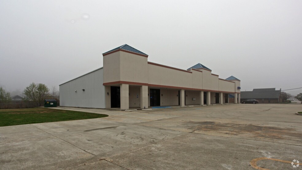 Primary Photo Of 930 Oneal Ln, Baton Rouge Freestanding For Lease