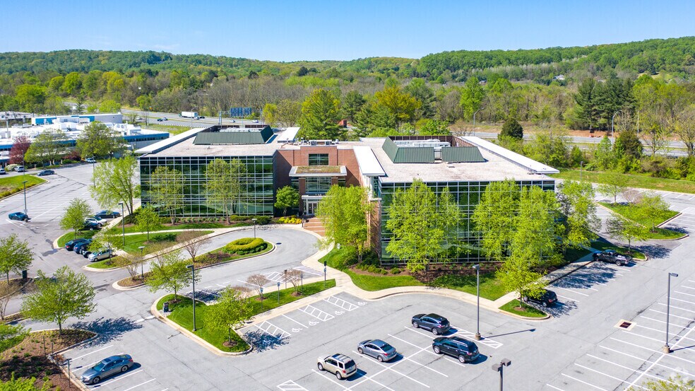 More Photos Of 230 Schilling Cir, Hunt Valley Office For Lease