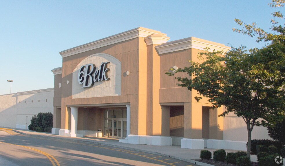 More Photos Of 2550 E Morris Blvd, Morristown General Retail For Lease