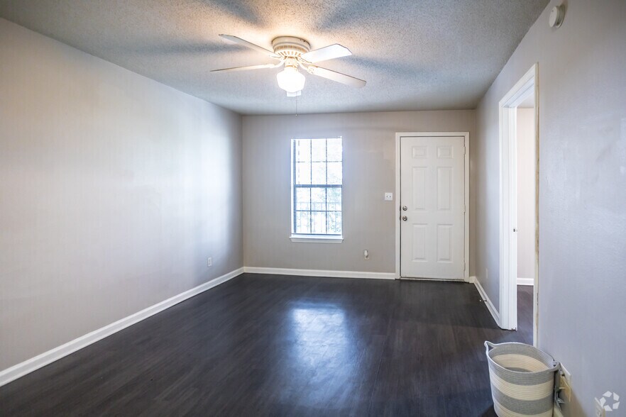 More Photos Of 1565 Fitzgeralds Blvd, Robinsonville Apartments For Sale