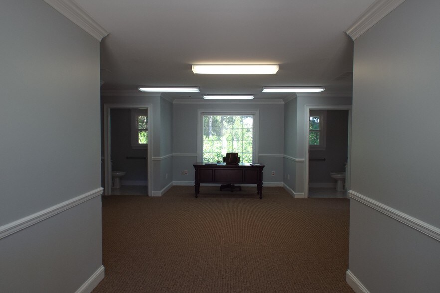 More Photos Of 115 Samaritan Dr, Cumming Medical For Lease