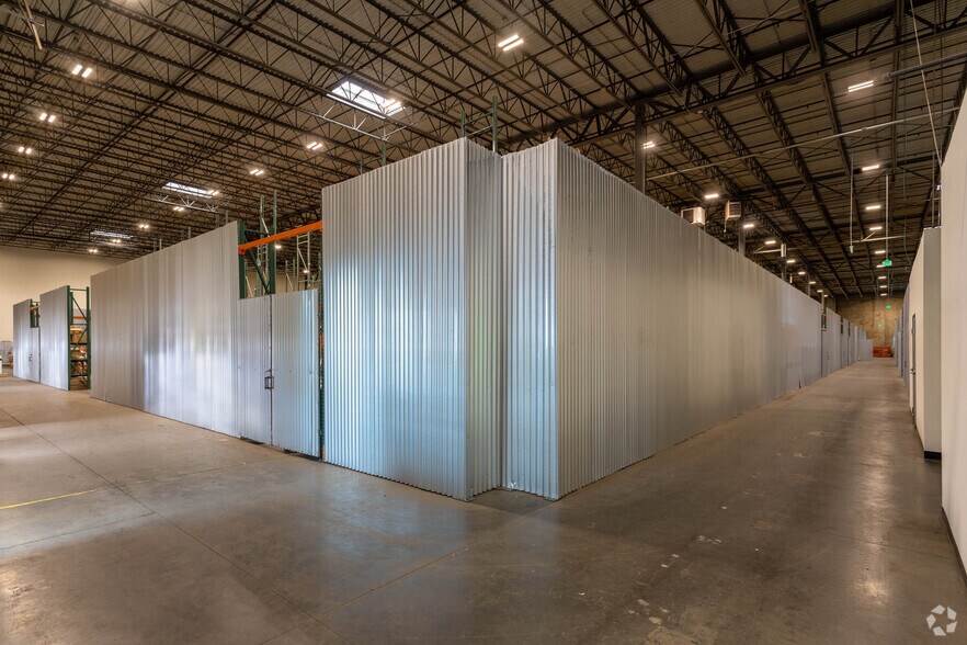 More Photos Of 2470 Airport Blvd, Aurora Distribution For Lease