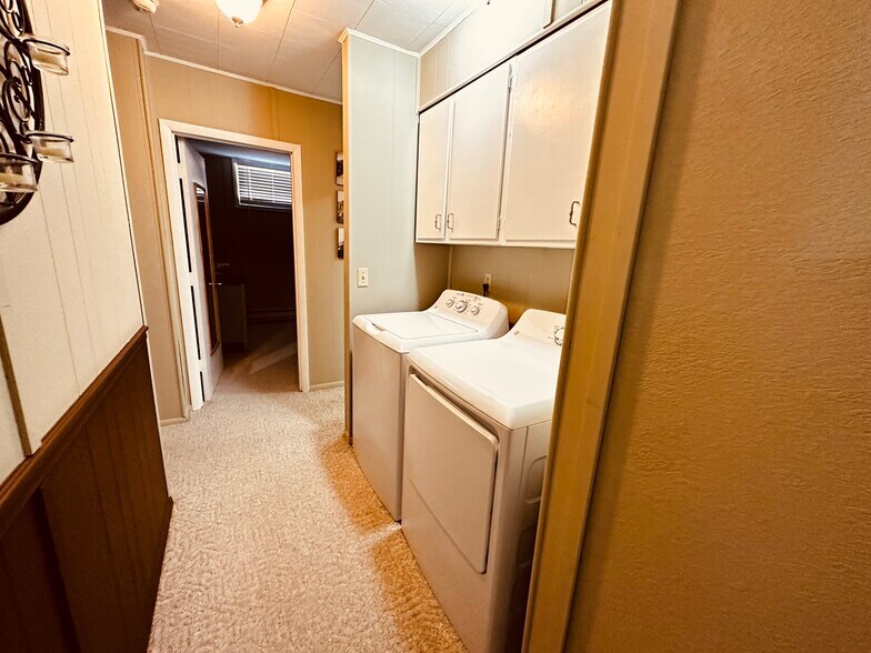 More Photos Of 107 E Main St, Bison Hotel For Sale