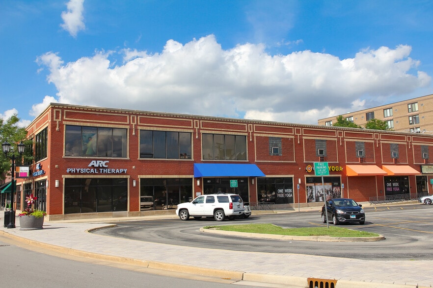 More Photos Of 183 N York St, Elmhurst Office For Lease