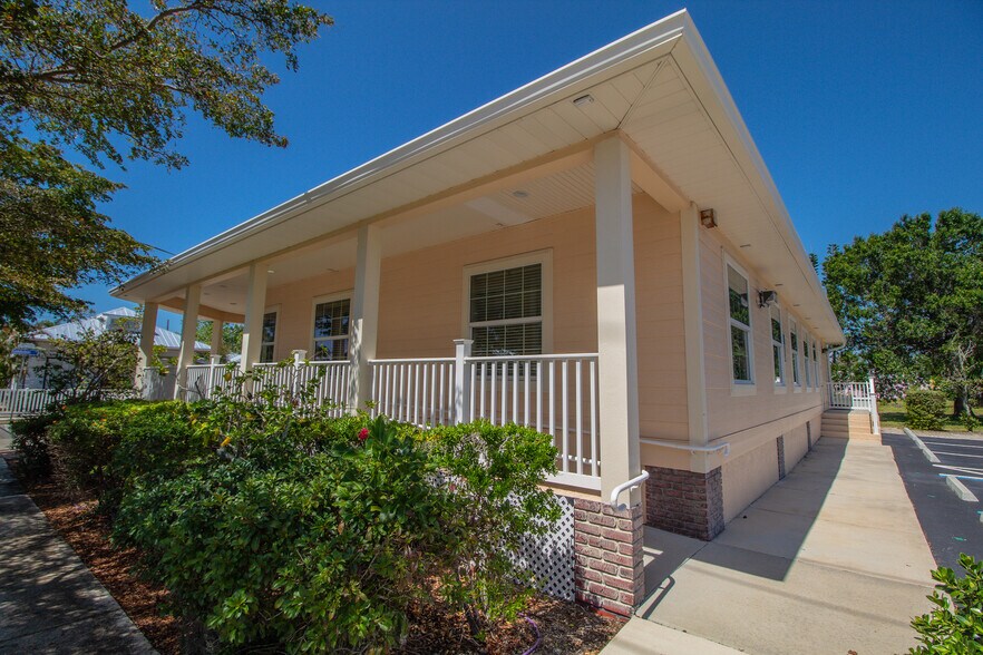 More Photos Of 334 W Olympia Ave, Punta Gorda Office For Sale