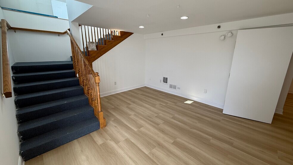 More Photos Of 4200 William Penn Hwy, Easton General Retail For Lease