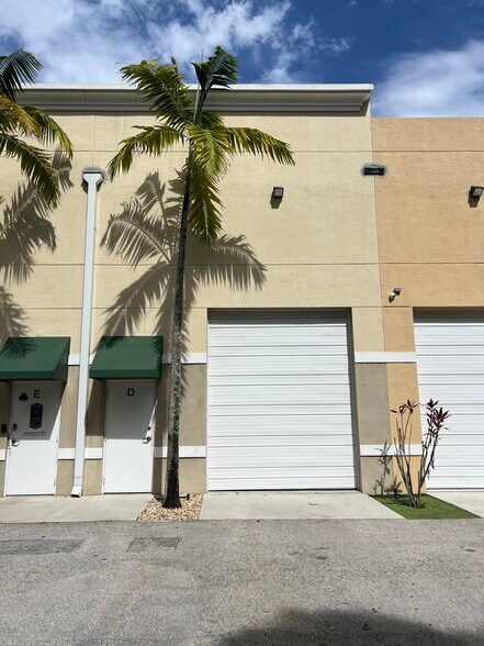 More Photos Of 600 Capital St, Jupiter Unknown For Lease