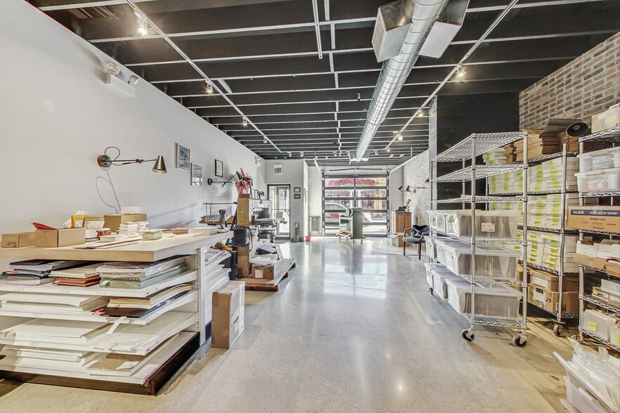 More Photos Of 3316-3318 N Halsted St, Chicago Apartments For Lease