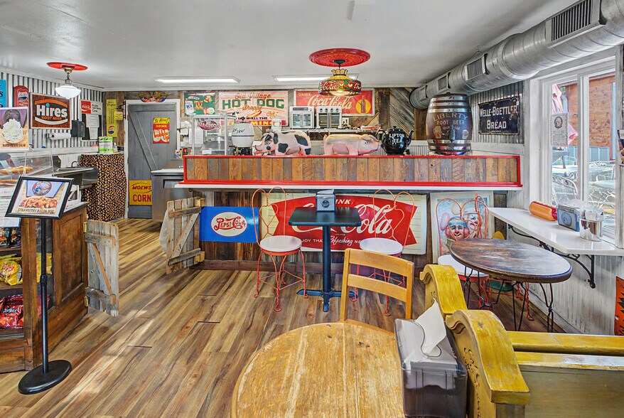 More Photos Of 219 MO-21, Caledonia Storefront Retail Residential For Sale