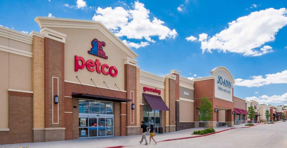 More Photos Of 8900 Broadway Ave, Tyler Storefront For Lease