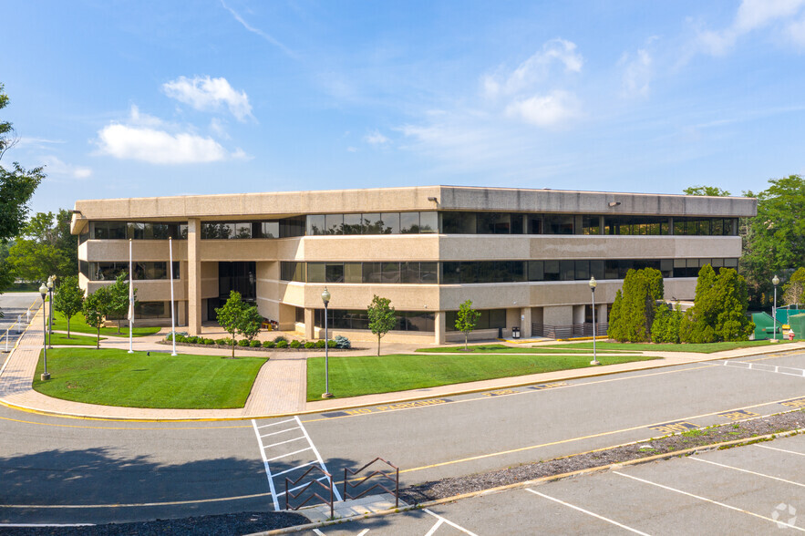 Primary Photo Of 123 Tice Blvd, Woodcliff Lake Office For Lease