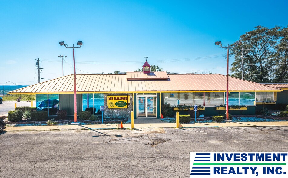 More Photos Of 121 Howard Johnson, Rolla Restaurant For Sale