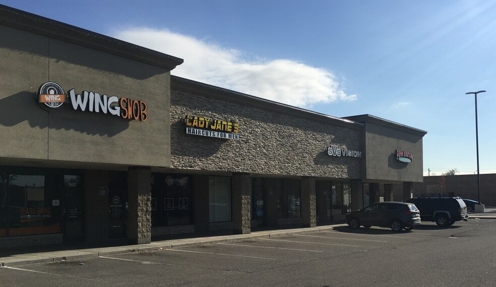 More Photos Of 100-200 W Twelve Mile Rd, Madison Heights Unknown For Lease