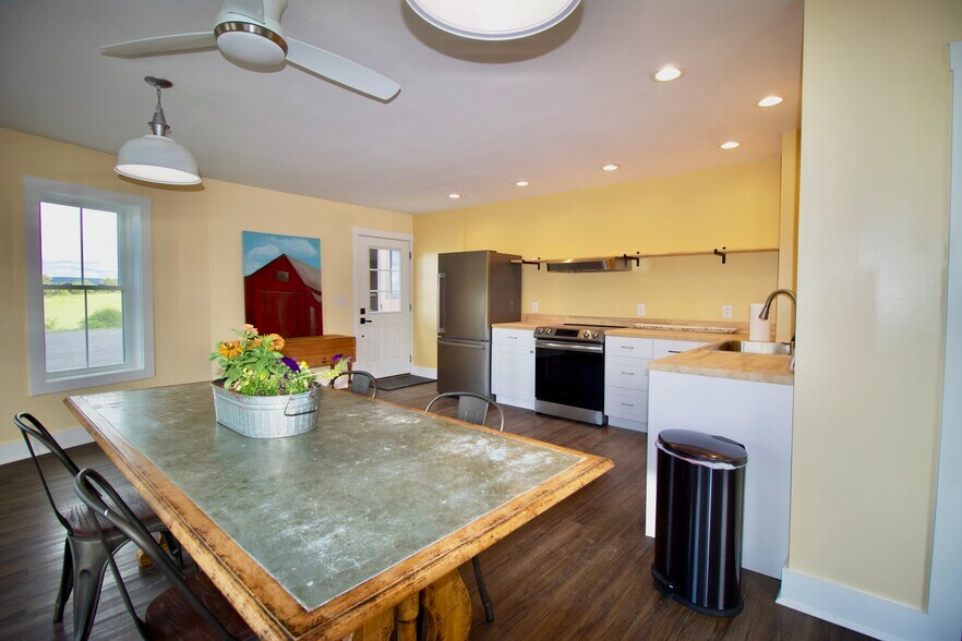 More Photos Of 3476 Fairview Rd, Lewisburg Specialty For Sale