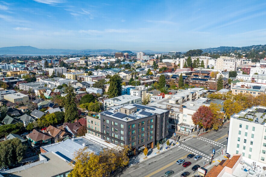 More Photos Of 2556 Telegraph Ave, Berkeley Apartments For Sale