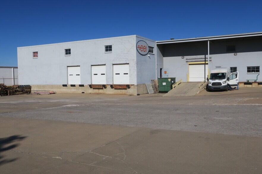 More Photos Of 4601 N Santa Fe Ave, Oklahoma City Distribution For Lease