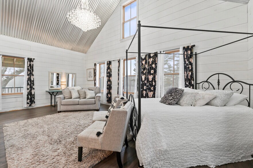 More Photos Of 10 Leeds Junction Rd, Leeds Winery Vineyard For Sale