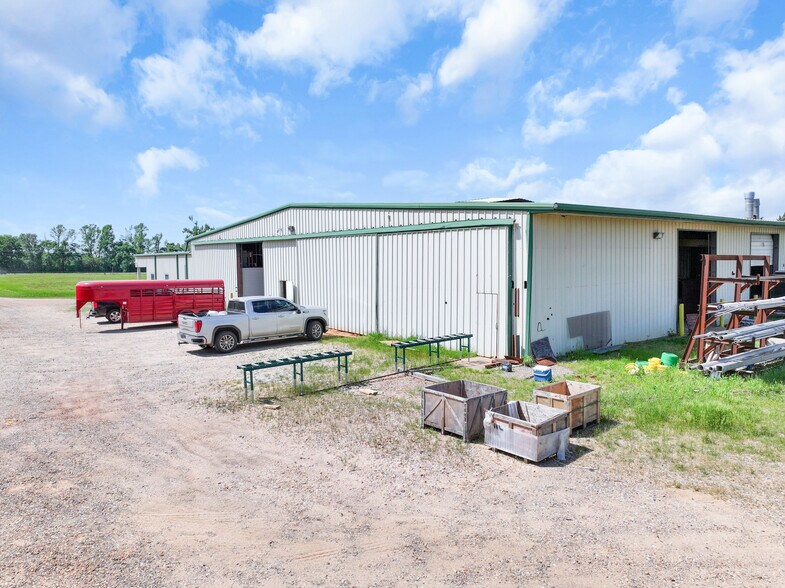 More Photos Of 14733 E State Hwy 11, Como Warehouse For Sale