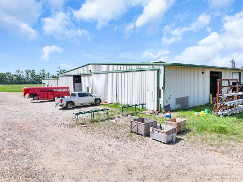 More Photos Of 14733 E State Hwy 11, Como Warehouse For Sale