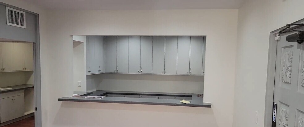 More Photos Of 3231 Waring Ct, Oceanside Medical For Sale