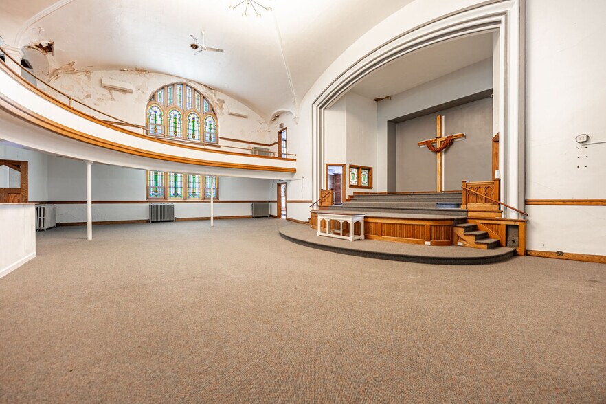 More Photos Of 1203 3rd Ave, Rockford Religious Facility For Sale