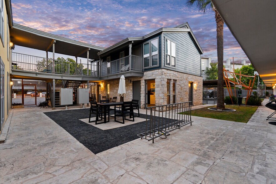 More Photos Of 2523 Durwood St, Austin Apartments For Sale