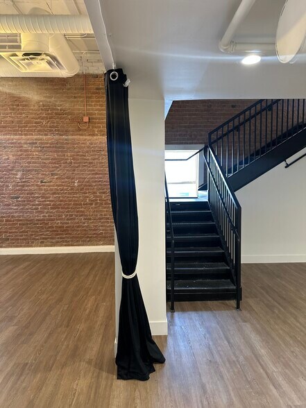More Photos Of 829 N 1st Ave, Phoenix Loft Creative Space For Lease