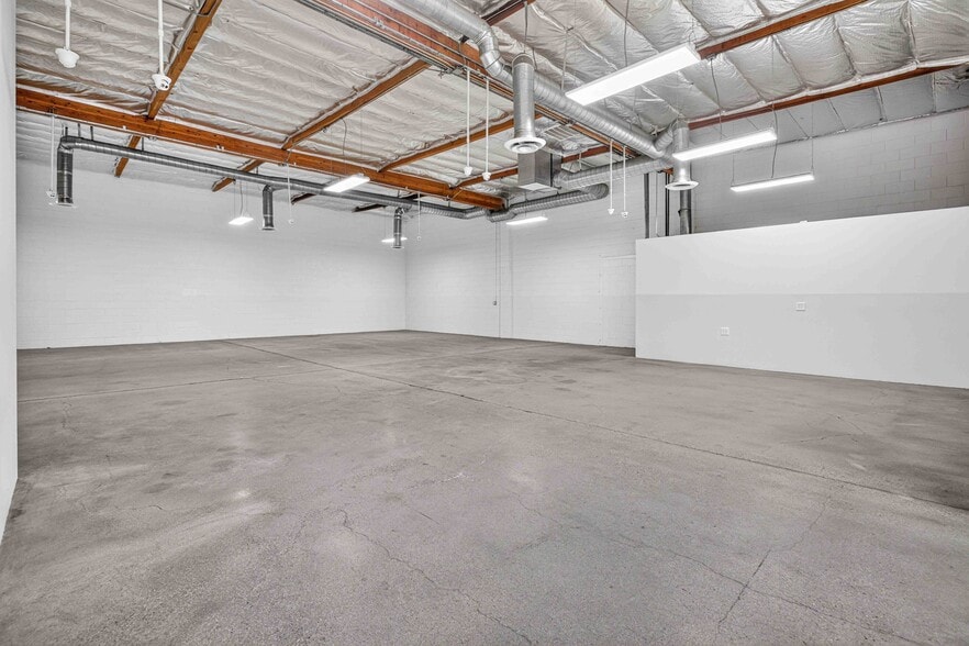 More Photos Of 12455 Branford St, Pacoima Warehouse For Sale