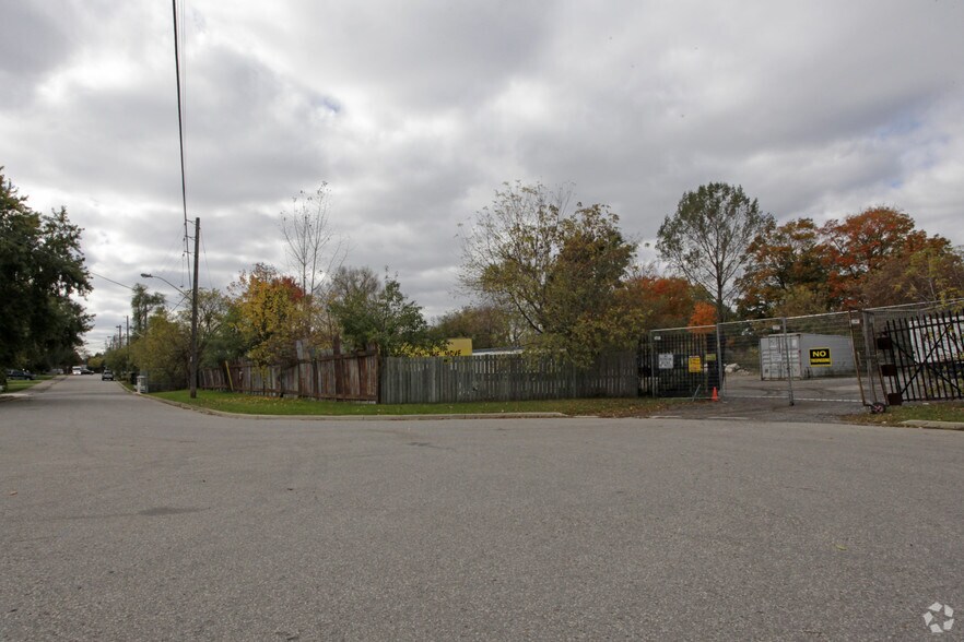 More Photos Of 1299 St. Mary's Ave, Mississauga Land For Lease