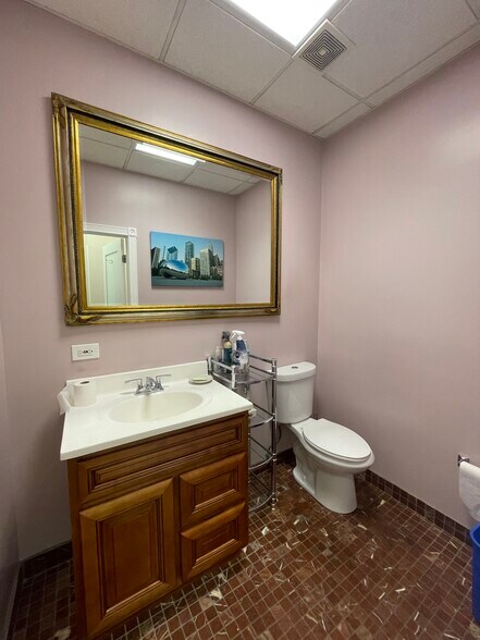 More Photos Of 3605 W Belmont Ave, Chicago Storefront Retail Residential For Lease