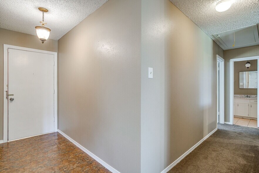 More Photos Of 1060 S Burleson Blvd, Burleson Land For Sale