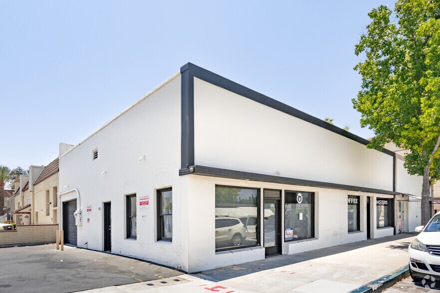 Primary Photo Of 112 E Maple Ave, Orange Storefront For Lease