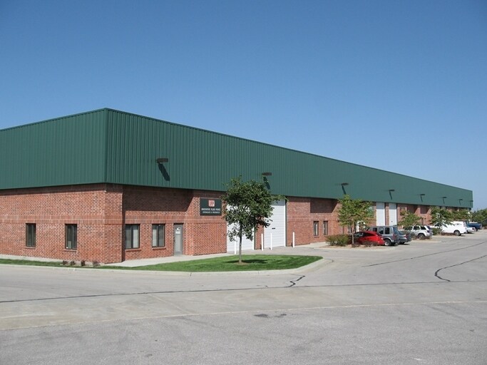 More Photos Of 19925 W 161st St, Olathe Warehouse For Lease