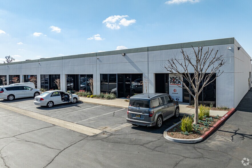 More Photos Of 16021 Arrow Hwy, Irwindale Unknown For Lease