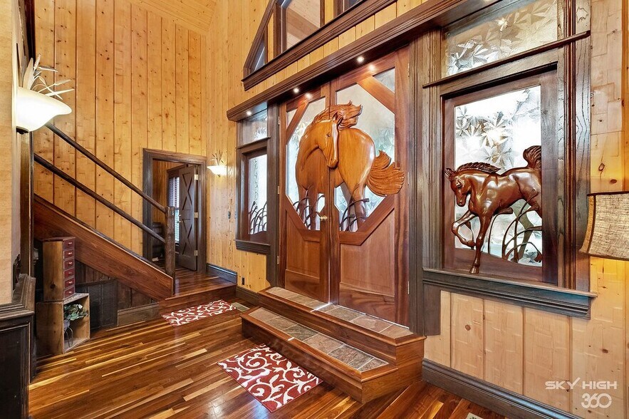 More Photos Of 3134 E Van Buren, Eureka Springs Hotel For Sale