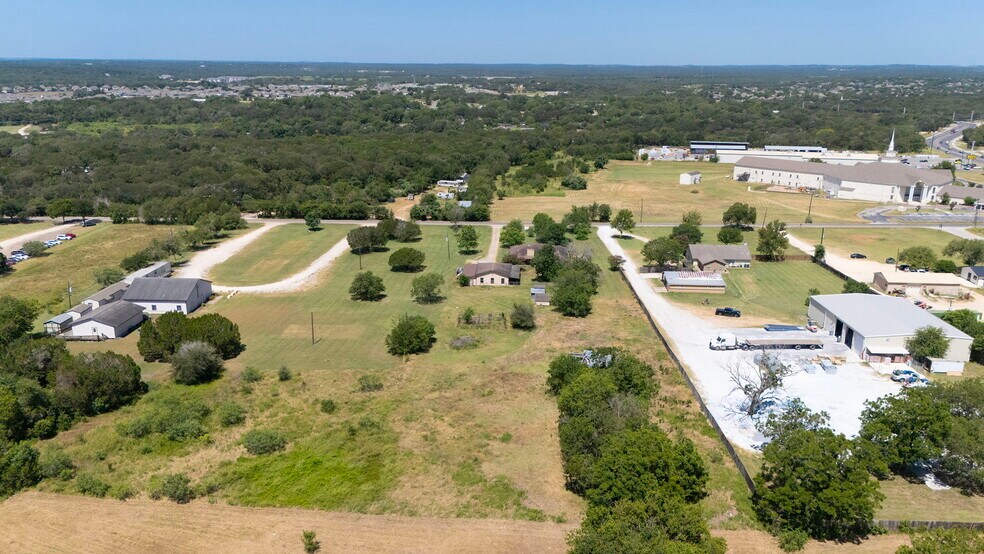 More Photos Of 12409 Lowden Ln, Manchaca Flex For Sale