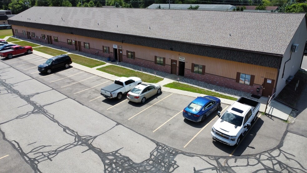 Primary Photo Of 10072-10094 Colonial Industrial Dr, South Lyon Manufacturing For Lease