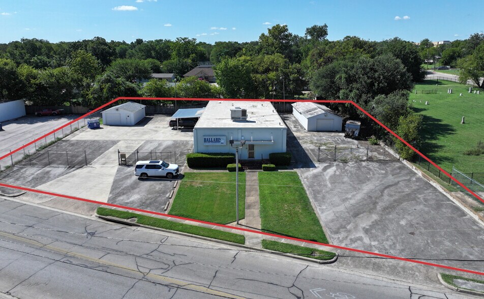 Primary Photo Of 3420 E Vickery Blvd, Fort Worth Industrial For Lease