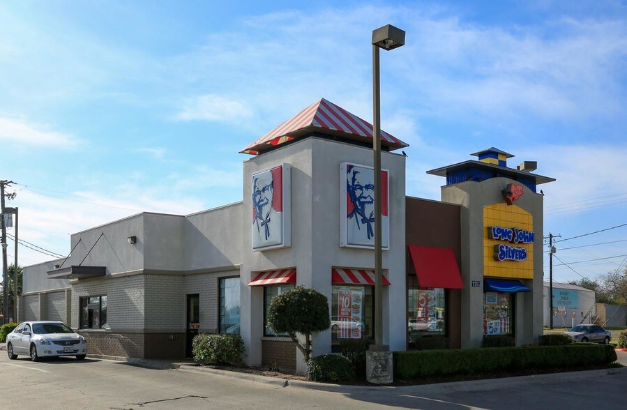 More Photos Of 11153 Leopard St, Corpus Christi Fast Food For Lease