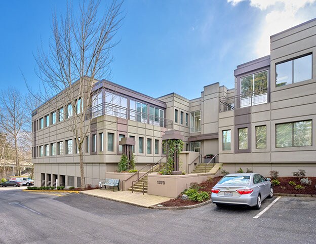 More Photos Of 1370 116th Ave NE, Bellevue Medical For Lease