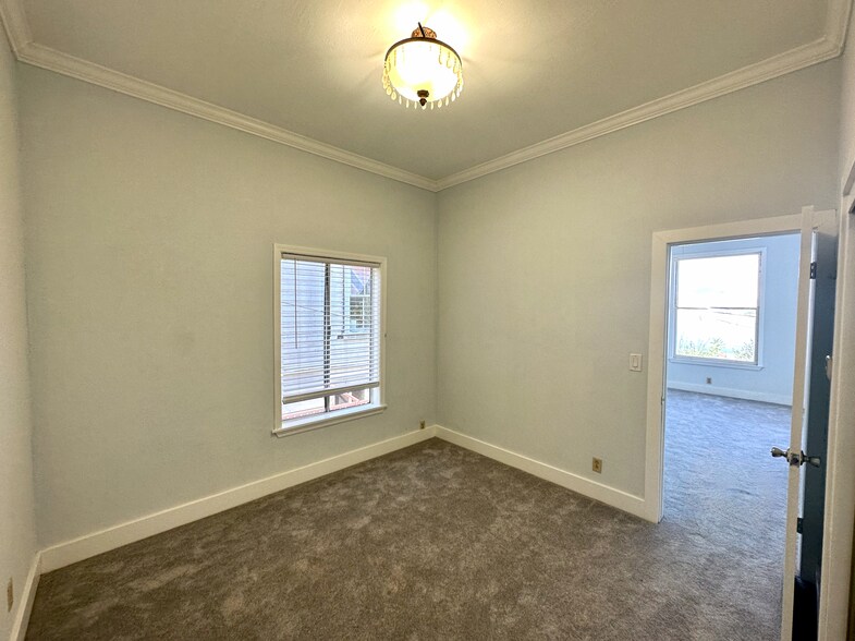 More Photos Of 503 Winslow St, Crockett Apartments For Sale