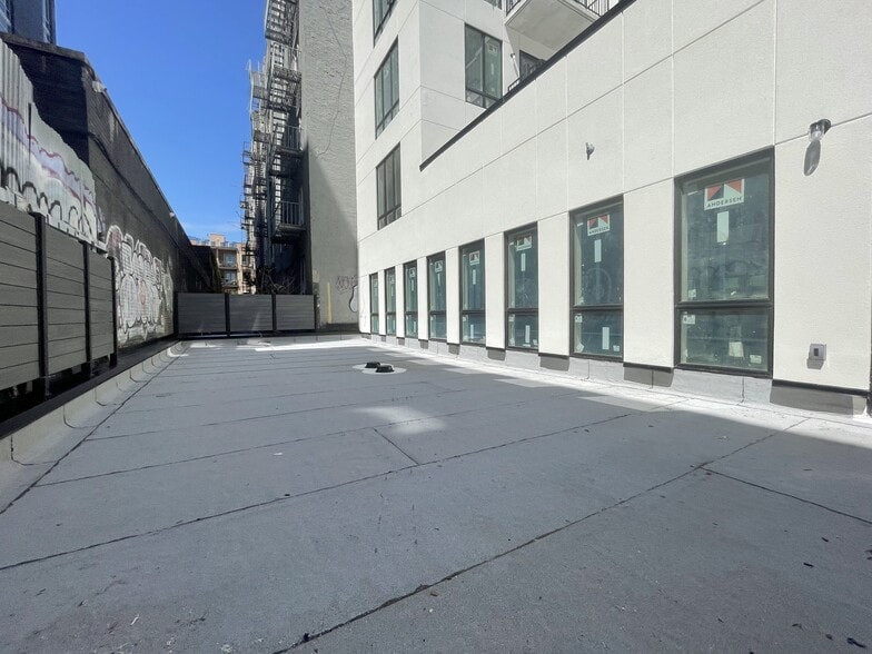 More Photos Of 200 S 3rd St, Brooklyn Apartments For Lease