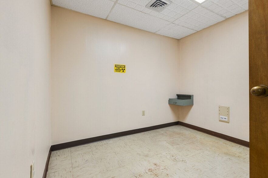 More Photos Of 1405 Braden St, Jacksonville Medical For Sale