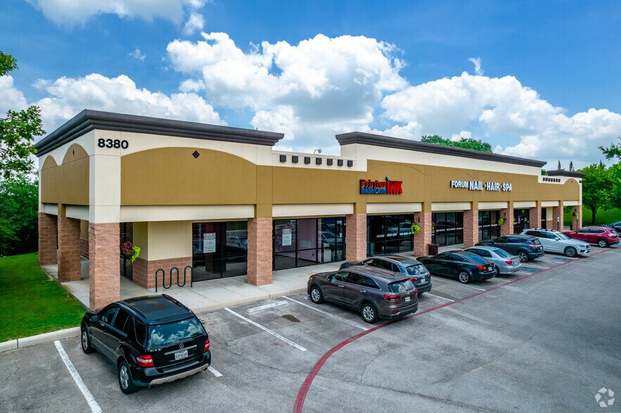 More Photos Of 8238-8356 Agora Pky, Schertz Unknown For Lease