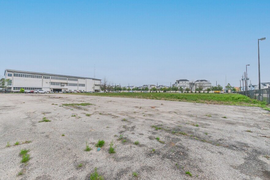More Photos Of 6950 Old Katy Rd, Houston Land For Sale